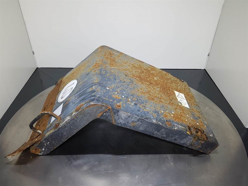 Komatsu WA 320 - 5H - Fender/Kotflügel/Spatbord - Aile pour Engins de chantier: photos 1 Komatsu WA 320 - 5H - Fender/Kotflügel/Spatbord - Aile pour Engins de chantier: photos 1