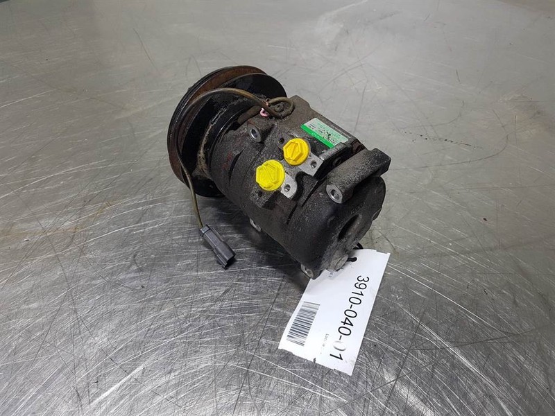 Komatsu WA320-5H-Denso 10S15C-Compressor/Kompressor/Airco - Compresseur de climatisation pour Engins de chantier: photos 3 Komatsu WA320-5H-Denso 10S15C-Compressor/Kompressor/Airco - Compresseur de climatisation pour Engins de chantier: photos 3