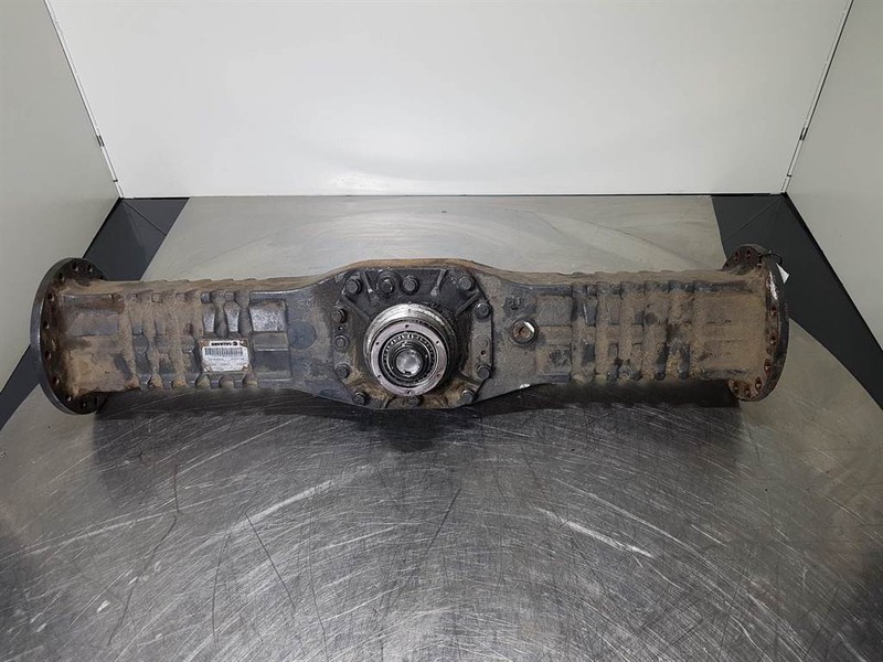 Komatsu WA70-5-Carraro 28.20-149459-Axle housing/Achskörpe - Essieu et pièces pour Engins de chantier: photos 1 Komatsu WA70-5-Carraro 28.20-149459-Axle housing/Achskörpe - Essieu et pièces pour Engins de chantier: photos 1