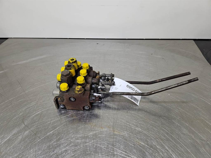 Kramer 512SL-Nordhydraulic RS-213-Valve/Ventile/Ventiel - Hydraulique pour Engins de chantier: photos 2 Kramer 512SL-Nordhydraulic RS-213-Valve/Ventile/Ventiel - Hydraulique pour Engins de chantier: photos 2