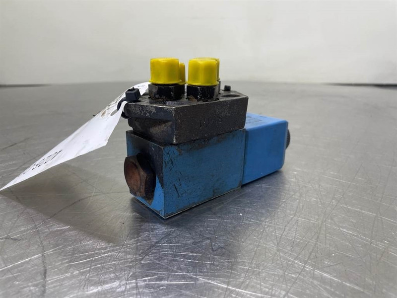 Liebherr 5716155 - Hydraulique pour Engins de chantier: photos 2 Liebherr 5716155 - Hydraulique pour Engins de chantier: photos 2