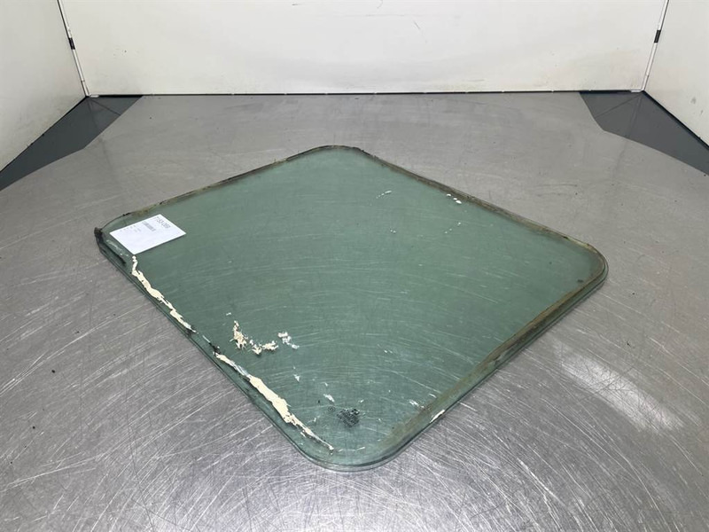 Liebherr A316-7024116- Rear Window/Heckscheibe/Achterruit - Cabine et intérieur pour Engins de chantier: photos 3 Liebherr A316-7024116- Rear Window/Heckscheibe/Achterruit - Cabine et intérieur pour Engins de chantier: photos 3