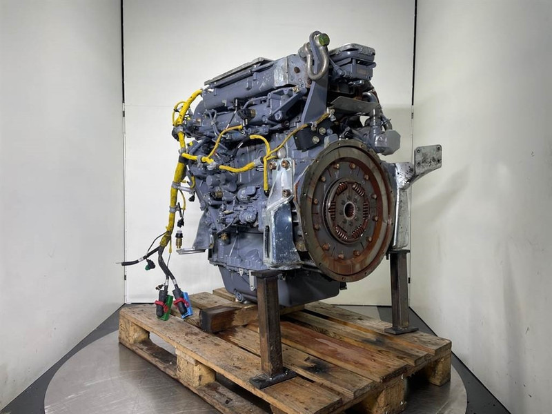 Liebherr A924C-D834 A7-Engine/Motor - Moteur pour Engins de chantier: photos 3 Liebherr A924C-D834 A7-Engine/Motor - Moteur pour Engins de chantier: photos 3