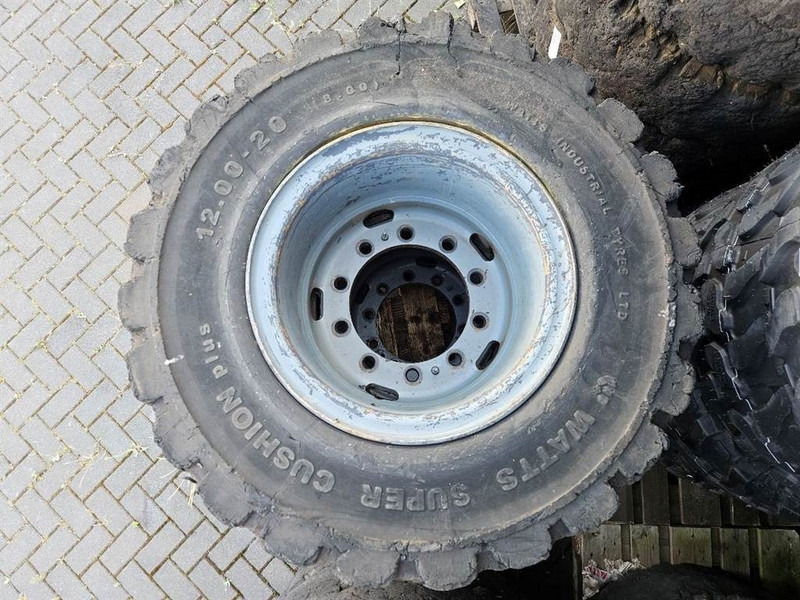 Liebherr A934C-12.00-20-Tire/Reifen/Band - Pneus et jantes pour Engins de chantier: photos 3 Liebherr A934C-12.00-20-Tire/Reifen/Band - Pneus et jantes pour Engins de chantier: photos 3