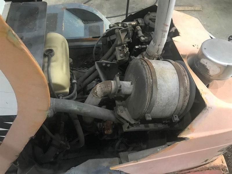 Liebherr L 544 (For parts) - Chargeuse sur pneus: photos 3 Liebherr L 544 (For parts) - Chargeuse sur pneus: photos 3