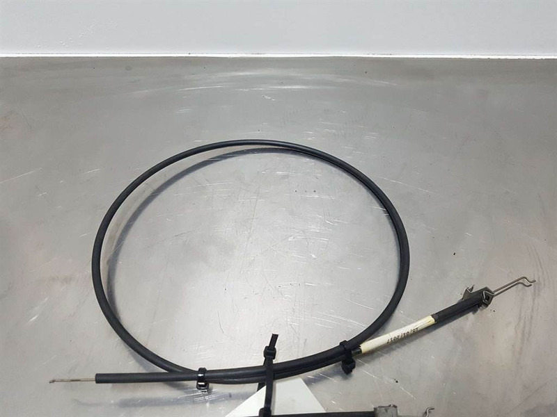 Liebherr L514-10101289/10101291-Bowden cable/Bowdenzug - Frame/ Châssis pour Engins de chantier: photos 2 Liebherr L514-10101289/10101291-Bowden cable/Bowdenzug - Frame/ Châssis pour Engins de chantier: photos 2