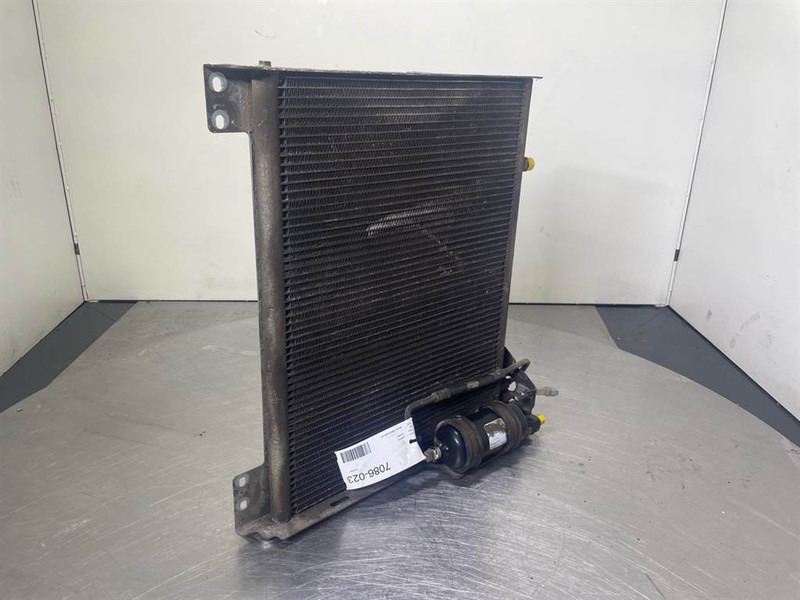Liebherr LH24M-10813515-Airco condenser/Klimakondensator/ - Frame/ Châssis pour Engins de chantier: photos 2 Liebherr LH24M-10813515-Airco condenser/Klimakondensator/ - Frame/ Châssis pour Engins de chantier: photos 2