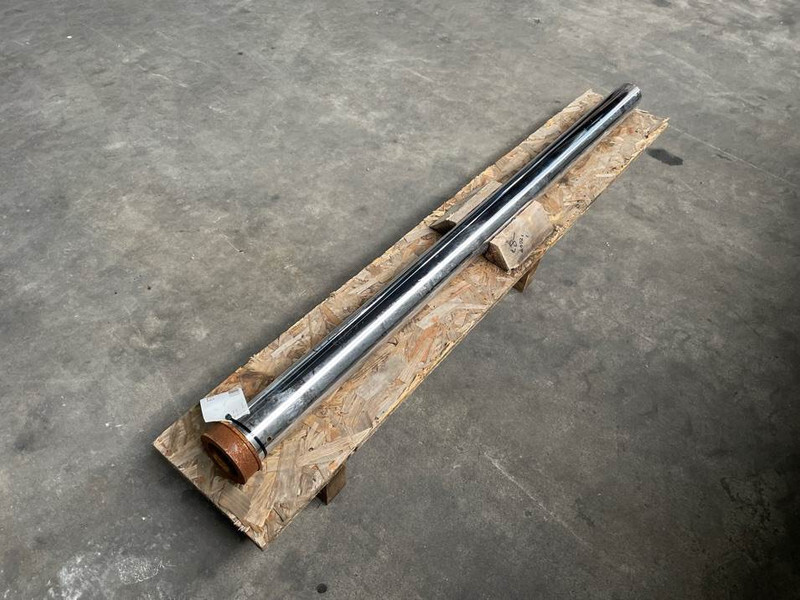 Manitou M/MXC-563481-Cylinder rods/Zylinderstangen - Hydraulique pour Engins de chantier: photos 2 Manitou M/MXC-563481-Cylinder rods/Zylinderstangen - Hydraulique pour Engins de chantier: photos 2