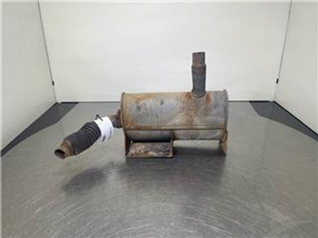 Manitou MT523-250522-Exhaust/Auspuff/Uitlaat - Moteur pour Engins de chantier: photos 1 Manitou MT523-250522-Exhaust/Auspuff/Uitlaat - Moteur pour Engins de chantier: photos 1