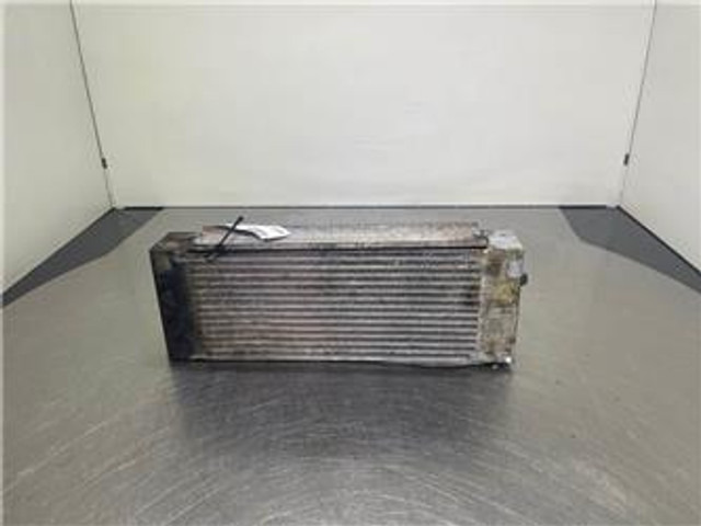 Manitou MT523 - Cooler/Kühler/Koeler - Moteur pour Engins de chantier: photos 1 Manitou MT523 - Cooler/Kühler/Koeler - Moteur pour Engins de chantier: photos 1