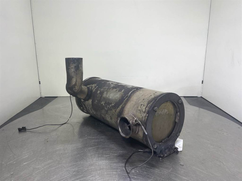 New Holland W110C - Exhaust/Auspuff/Uitlaat - Moteur pour Engins de chantier: photos 4 New Holland W110C - Exhaust/Auspuff/Uitlaat - Moteur pour Engins de chantier: photos 4