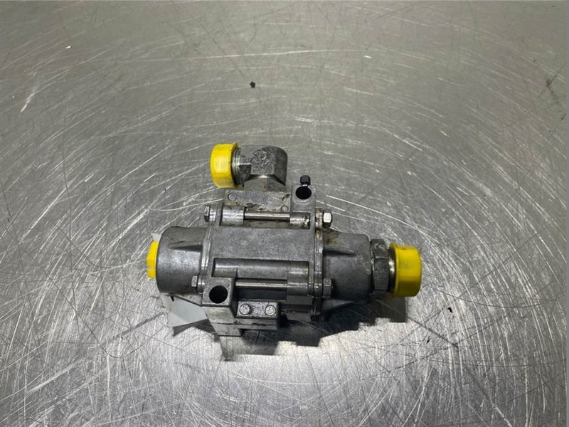 New Holland W110C-Parker TH-1000-27FM-36-Valve/Ventile - Hydraulique pour Engins de chantier: photos 1 New Holland W110C-Parker TH-1000-27FM-36-Valve/Ventile - Hydraulique pour Engins de chantier: photos 1