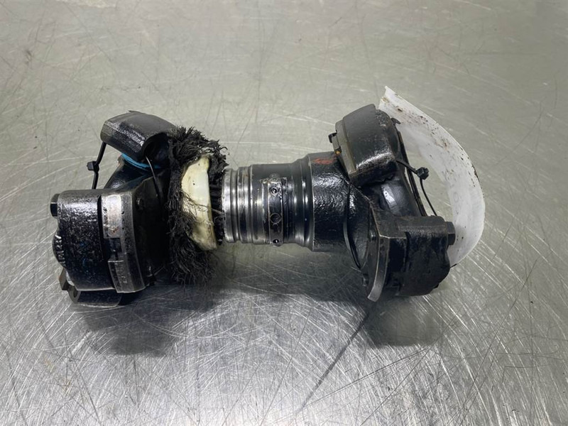 O & K L25.5 - Propshaft/Gelenkwelle/Cardanas - Essieu et pièces pour Engins de chantier: photos 1 O & K L25.5 - Propshaft/Gelenkwelle/Cardanas - Essieu et pièces pour Engins de chantier: photos 1