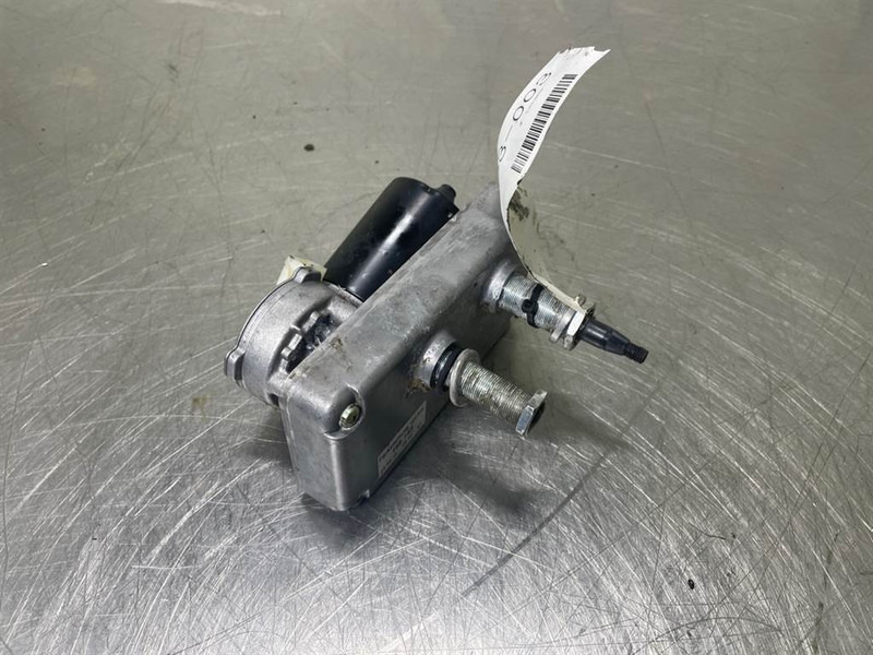 O & K L25.5-Valeo 150.743-24V-Wiper motor/Wischermotor - Système électrique pour Engins de chantier: photos 1 O & K L25.5-Valeo 150.743-24V-Wiper motor/Wischermotor - Système électrique pour Engins de chantier: photos 1