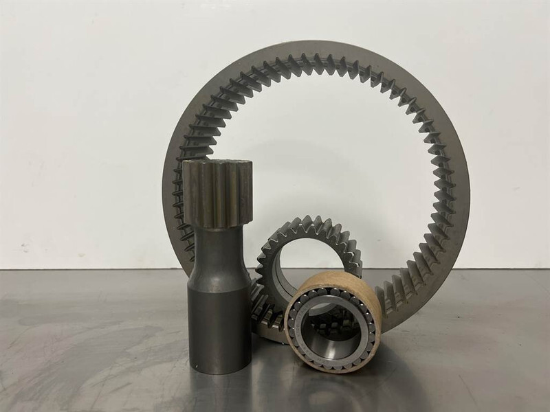 O & K L6/L6.3/L6.5/L8/L8.5 - Final drive/Endantrieb - Essieu et pièces pour Engins de chantier: photos 1 O & K L6/L6.3/L6.5/L8/L8.5 - Final drive/Endantrieb - Essieu et pièces pour Engins de chantier: photos 1