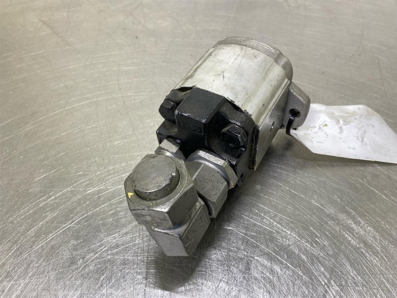 Parker 3349112802 - Gearpump/Zahnradpumpe/Tandwielpomp - Hydraulique pour Engins de chantier: photos 4 Parker 3349112802 - Gearpump/Zahnradpumpe/Tandwielpomp - Hydraulique pour Engins de chantier: photos 4
