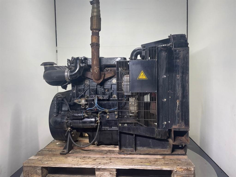 Perkins 1004 - Engine/Motor en crédit-bail Perkins 1004 - Engine/Motor: photos 8