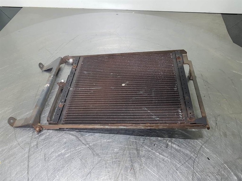 SANDEN MFC-2046AE-Airco condenser/Klimakondensator - Frame/ Châssis pour Engins de chantier: photos 3 SANDEN MFC-2046AE-Airco condenser/Klimakondensator - Frame/ Châssis pour Engins de chantier: photos 3