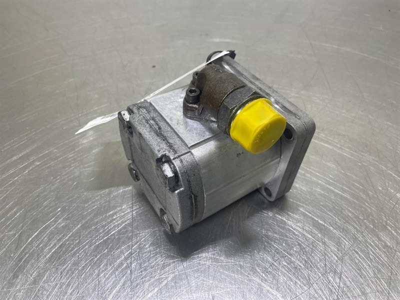 Saturn SP2A16DE10N - Gearpump/Zahnradpumpe/Tandwielpomp - Hydraulique pour Engins de chantier: photos 4 Saturn SP2A16DE10N - Gearpump/Zahnradpumpe/Tandwielpomp - Hydraulique pour Engins de chantier: photos 4