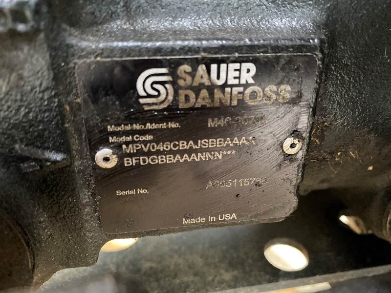 Sauer Danfoss MPV046CBAJ - Genie Z45 - Drive pump/Fahrpumpe - Hydraulique: photos 3 Sauer Danfoss MPV046CBAJ - Genie Z45 - Drive pump/Fahrpumpe - Hydraulique: photos 3
