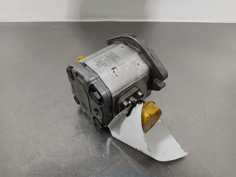 Sauer Danfoss SNP2NN/017RN06-Gearpump/Zahnradpumpe/Tandwielpomp - Hydraulique pour Engins de chantier: photos 4 Sauer Danfoss SNP2NN/017RN06-Gearpump/Zahnradpumpe/Tandwielpomp - Hydraulique pour Engins de chantier: photos 4