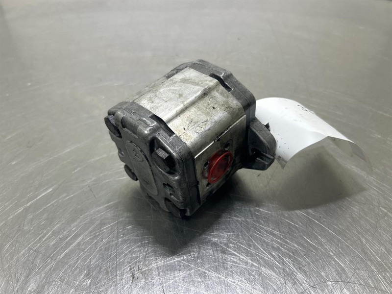 Sauer Danfoss SNP2NN/8,0RNAGSA-Gearpump/Zahnradpumpe - Hydraulique pour Engins de chantier: photos 4 Sauer Danfoss SNP2NN/8,0RNAGSA-Gearpump/Zahnradpumpe - Hydraulique pour Engins de chantier: photos 4