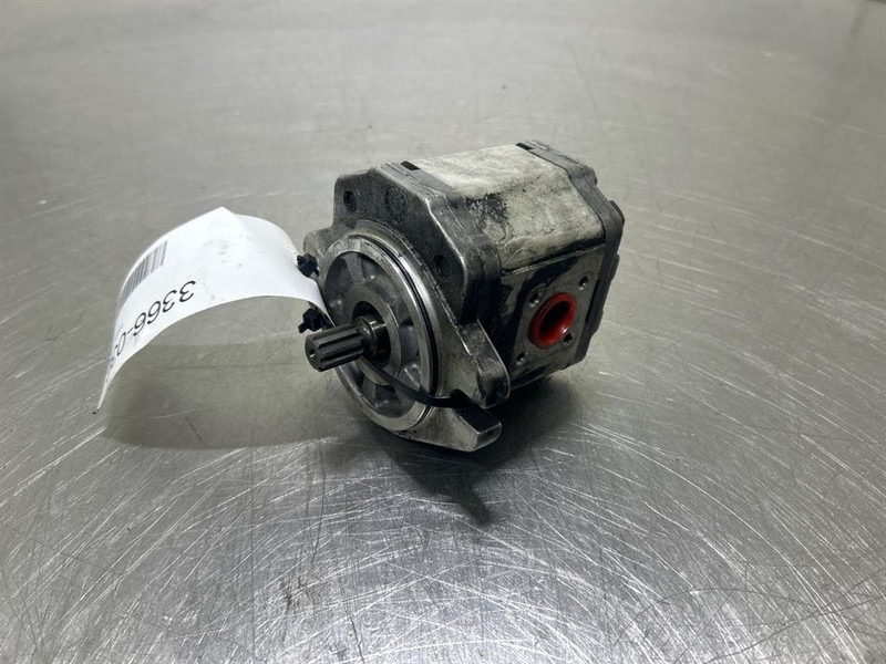 Sauer Danfoss SNP2NN/8,0RNAGSA-Gearpump/Zahnradpumpe - Hydraulique pour Engins de chantier: photos 1 Sauer Danfoss SNP2NN/8,0RNAGSA-Gearpump/Zahnradpumpe - Hydraulique pour Engins de chantier: photos 1