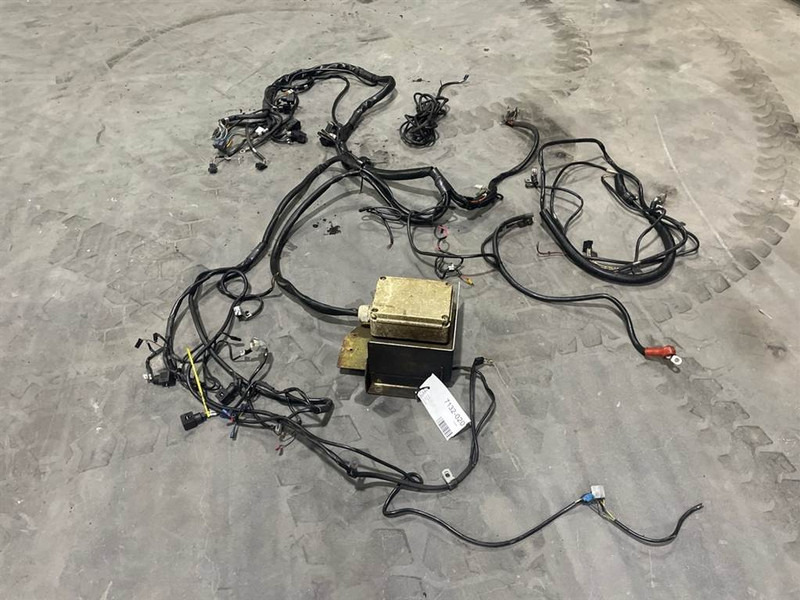 Schaeff SKL834-5110662033-Wiring harness/Kabelbaum - Système électrique pour Engins de chantier: photos 4 Schaeff SKL834-5110662033-Wiring harness/Kabelbaum - Système électrique pour Engins de chantier: photos 4