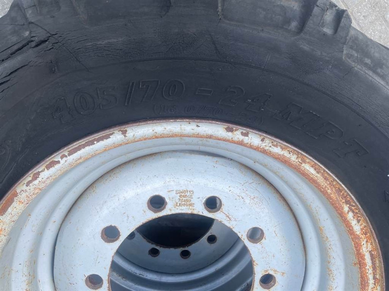 Schaeff SKS661-BKT 405/70-24 (16/70-24)-Tire/Reifen/Band - Pneus et jantes pour Engins de chantier: photos 4 Schaeff SKS661-BKT 405/70-24 (16/70-24)-Tire/Reifen/Band - Pneus et jantes pour Engins de chantier: photos 4