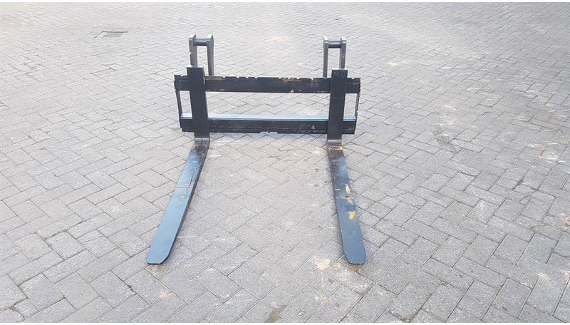 Terex Schaeff TL/SKL/SKS-Yanmar V-2,5T-Forks/Palletgabeln - Fourches pour Engins de chantier: photos 5 Terex Schaeff TL/SKL/SKS-Yanmar V-2,5T-Forks/Palletgabeln - Fourches pour Engins de chantier: photos 5