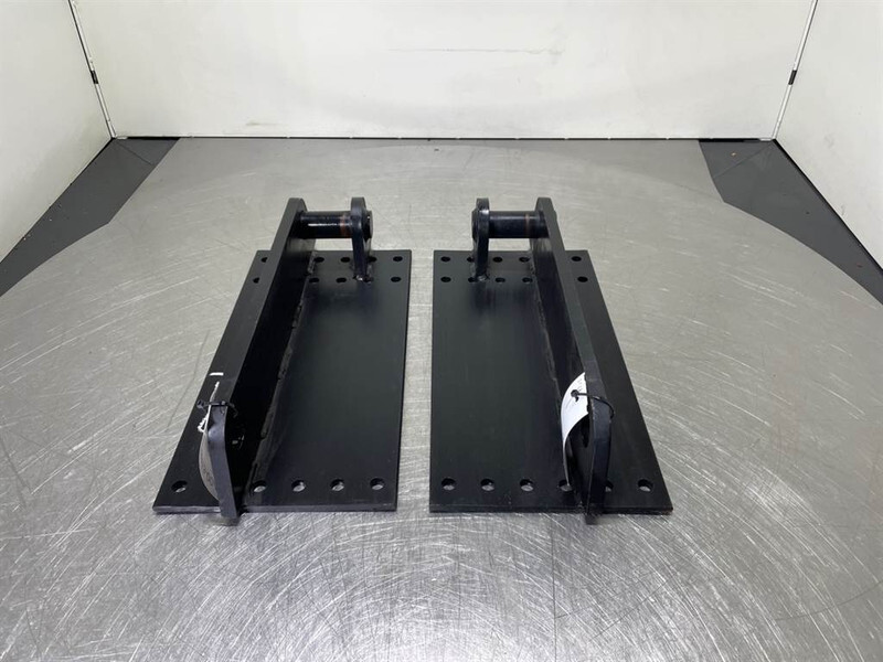 Terex TL/SKL/SKS - Adapter plate/Adapterplatte/Aanlasoor - Attache rapide pour Engins de chantier: photos 1 Terex TL/SKL/SKS - Adapter plate/Adapterplatte/Aanlasoor - Attache rapide pour Engins de chantier: photos 1