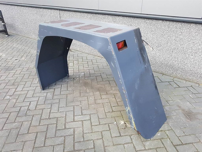Terex TL210-0457006031-Mud guard/Kotfluegel/Spatbord - Frame/ Châssis pour Engins de chantier: photos 3 Terex TL210-0457006031-Mud guard/Kotfluegel/Spatbord - Frame/ Châssis pour Engins de chantier: photos 3