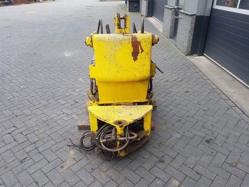 Terex TL70S - Lifting framework/Schaufelarm/Giek - Flèche pour Engins de chantier: photos 3 Terex TL70S - Lifting framework/Schaufelarm/Giek - Flèche pour Engins de chantier: photos 3