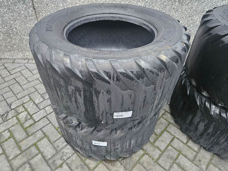 Volvo L25B-P-BKT 500/45-22.5-Tire/Reifen/Band - Pneus et jantes pour Engins de chantier: photos 2 Volvo L25B-P-BKT 500/45-22.5-Tire/Reifen/Band - Pneus et jantes pour Engins de chantier: photos 2