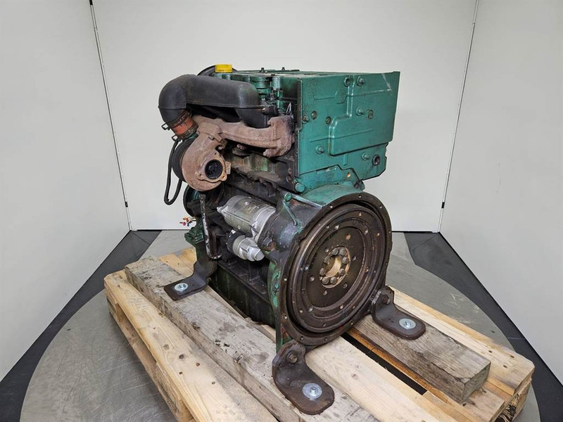 Volvo L30B-Z/SX-D3DCEE2-Deutz BF4L2011-Engine/Motor - Moteur pour Engins de chantier: photos 5 Volvo L30B-Z/SX-D3DCEE2-Deutz BF4L2011-Engine/Motor - Moteur pour Engins de chantier: photos 5