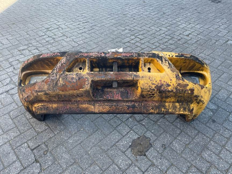 Volvo L30G - Counterweight/Heckgewicht/Contragewicht - Frame/ Châssis pour Engins de chantier: photos 1 Volvo L30G - Counterweight/Heckgewicht/Contragewicht - Frame/ Châssis pour Engins de chantier: photos 1