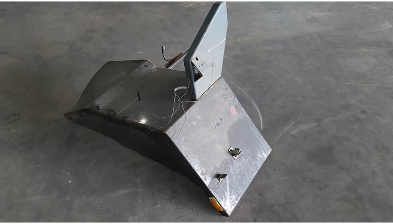 Werklust WG 35 D - Fender/Kotflügel/Spatbord - Aile pour Engins de chantier: photos 3 Werklust WG 35 D - Fender/Kotflügel/Spatbord - Aile pour Engins de chantier: photos 3