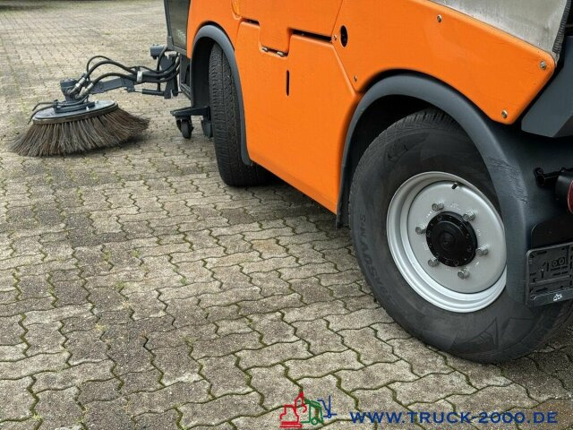 Hako Citymaster 2000 Sweeper 4 Radlenk. nur 4138 Std. - Balayeuse de voirie: photos 2 Hako Citymaster 2000 Sweeper 4 Radlenk. nur 4138 Std. - Balayeuse de voirie: photos 2