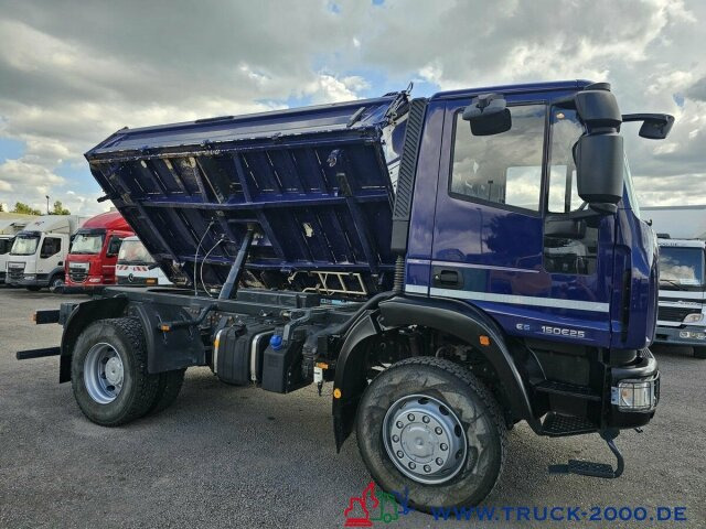 Iveco EuroCargo 150E25 4x4 Meiller 3Sitze AHK 174TKM - Camion benne: photos 3 Iveco EuroCargo 150E25 4x4 Meiller 3Sitze AHK 174TKM - Camion benne: photos 3