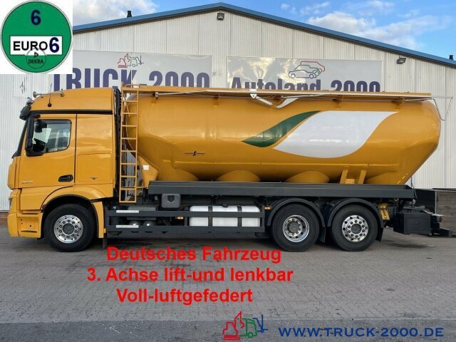 Mercedes-Benz Actros 2545 Silo 31m³ Getreide Staub Rieselgüter - Camion citerne: photos 1 Mercedes-Benz Actros 2545 Silo 31m³ Getreide Staub Rieselgüter - Camion citerne: photos 1
