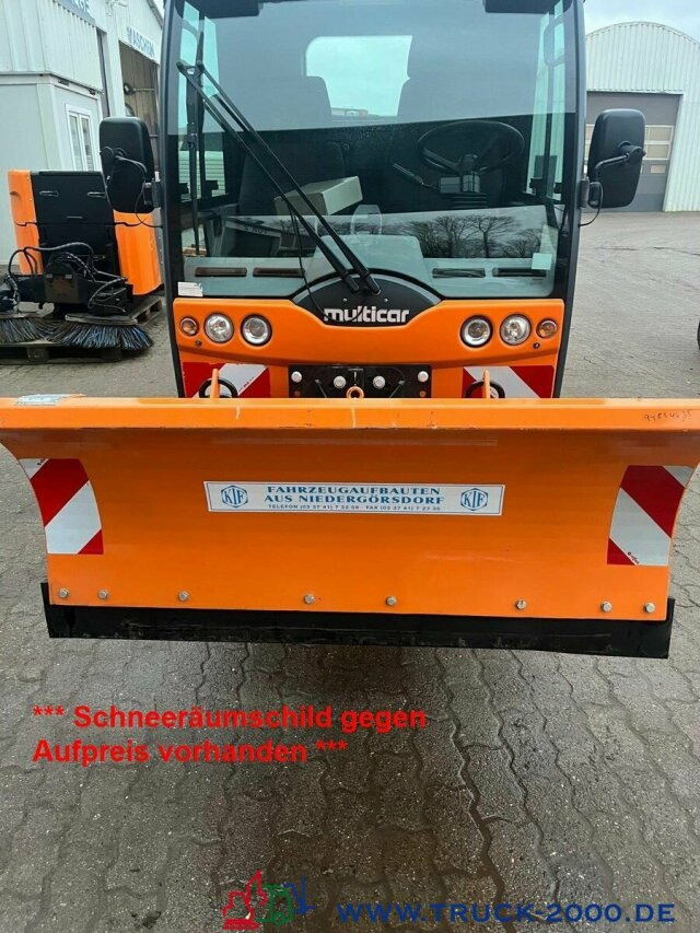 Balayeuse de voirie Multicar Tremo X56 Winterdienst Streuer + Besen NUR 9TKM: photos 12