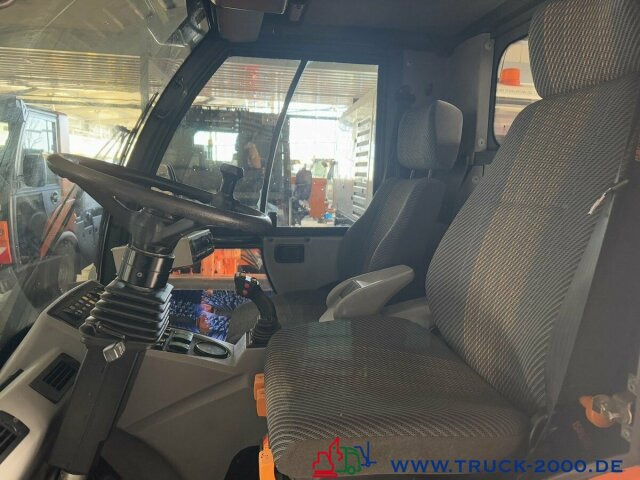 Balayeuse de voirie Multicar Tremo X56 Winterdienst Streuer + Besen NUR5569KM: photos 15