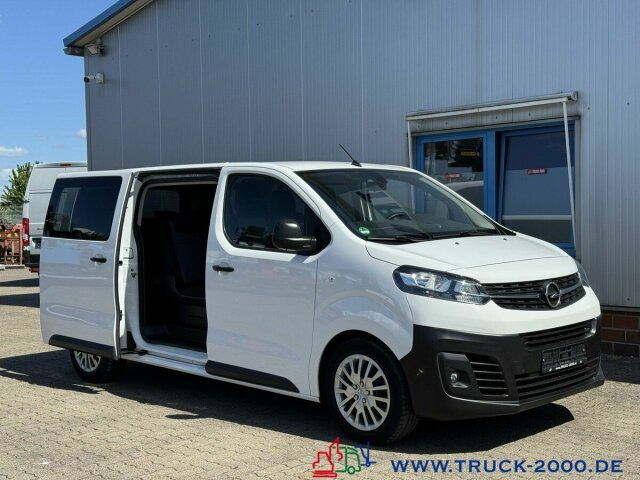 Opel Vivaro 9 Sitzer Klima vorne & hinten Navi + DAB - Minibus, Transport de personnes: photos 4 Opel Vivaro 9 Sitzer Klima vorne & hinten Navi + DAB - Minibus, Transport de personnes: photos 4