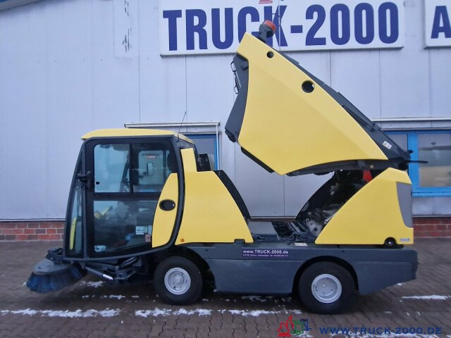 Schmidt Johnston Bucher Sweeper CX 201 Kehren + Sprühen Klima - Balayeuse de voirie: photos 2 Schmidt Johnston Bucher Sweeper CX 201 Kehren + Sprühen Klima - Balayeuse de voirie: photos 2