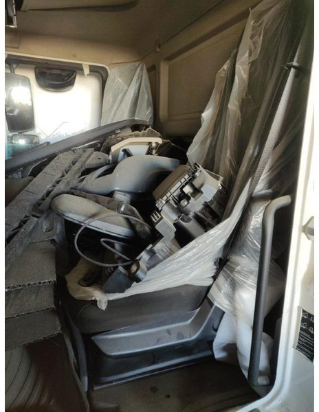 MAN Cabine TGL Euro6 - Cabine et intérieur pour Camion: photos 5 MAN Cabine TGL Euro6 - Cabine et intérieur pour Camion: photos 5