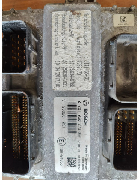 MAN D2676LF53 TGS 26.420 Euro6 - Moteur et pièces: photos 2 MAN D2676LF53 TGS 26.420 Euro6 - Moteur et pièces: photos 2