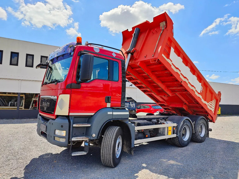 MAN TGS 33.440 6x4 kipper / trekker Euro 5 - Camion benne: photos 1 MAN TGS 33.440 6x4 kipper / trekker Euro 5 - Camion benne: photos 1