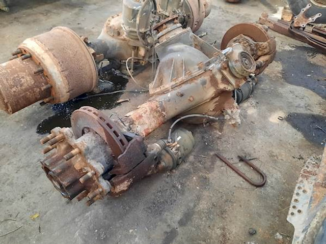 DAF 1347 - Essieu arrière pour Camion: photos 3 DAF 1347 - Essieu arrière pour Camion: photos 3