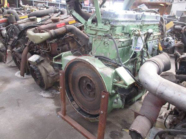 DAF 615 (DF615) - Moteur: photos 3 DAF 615 (DF615) - Moteur: photos 3