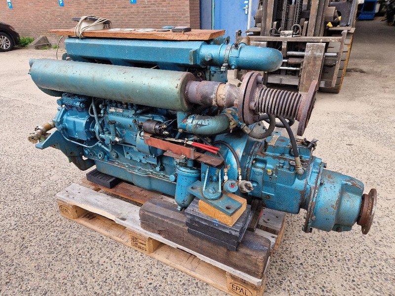 DAF DT615 - Moteur: photos 2 DAF DT615 - Moteur: photos 2